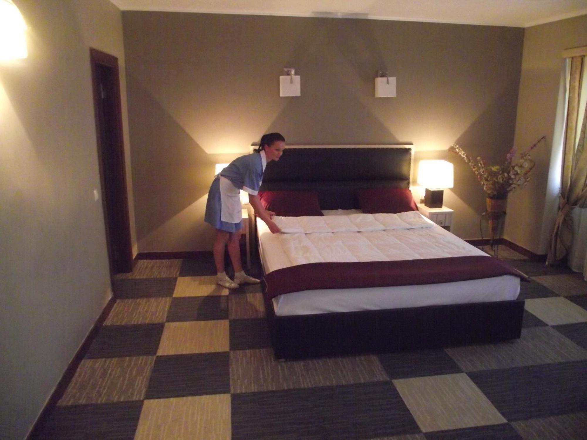 Aktau Hotel Eksteriør billede