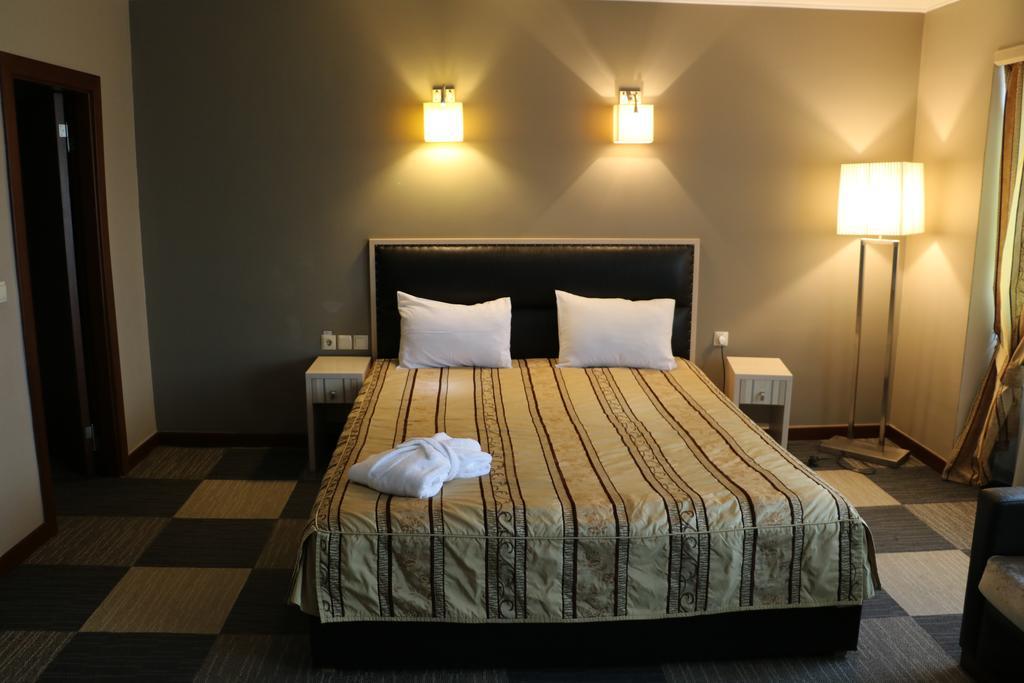Aktau Hotel Eksteriør billede