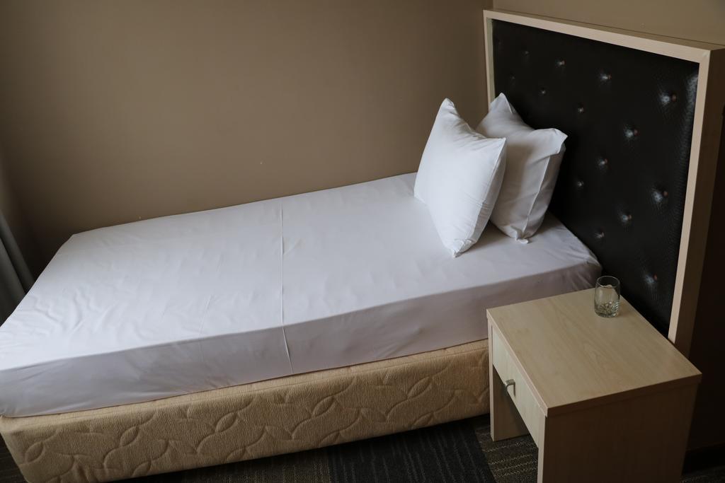 Aktau Hotel Eksteriør billede