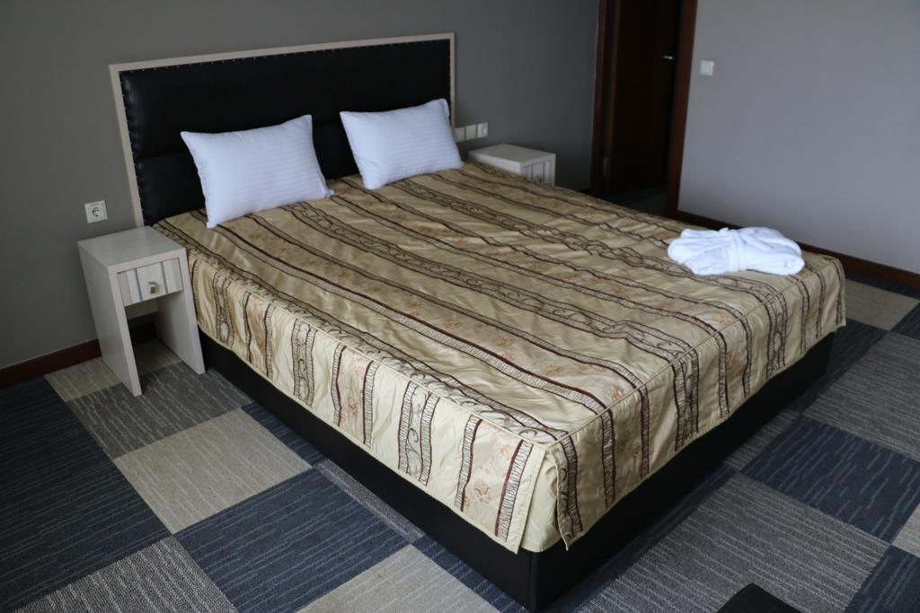 Aktau Hotel Eksteriør billede