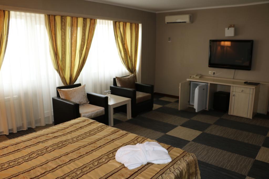 Aktau Hotel Eksteriør billede