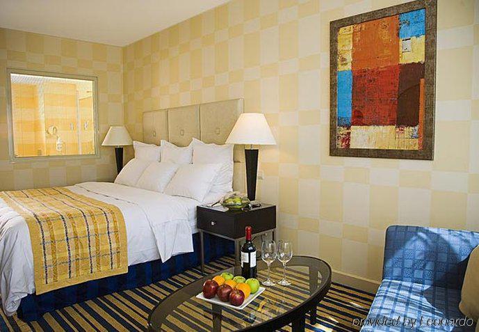 Aktau Hotel Eksteriør billede