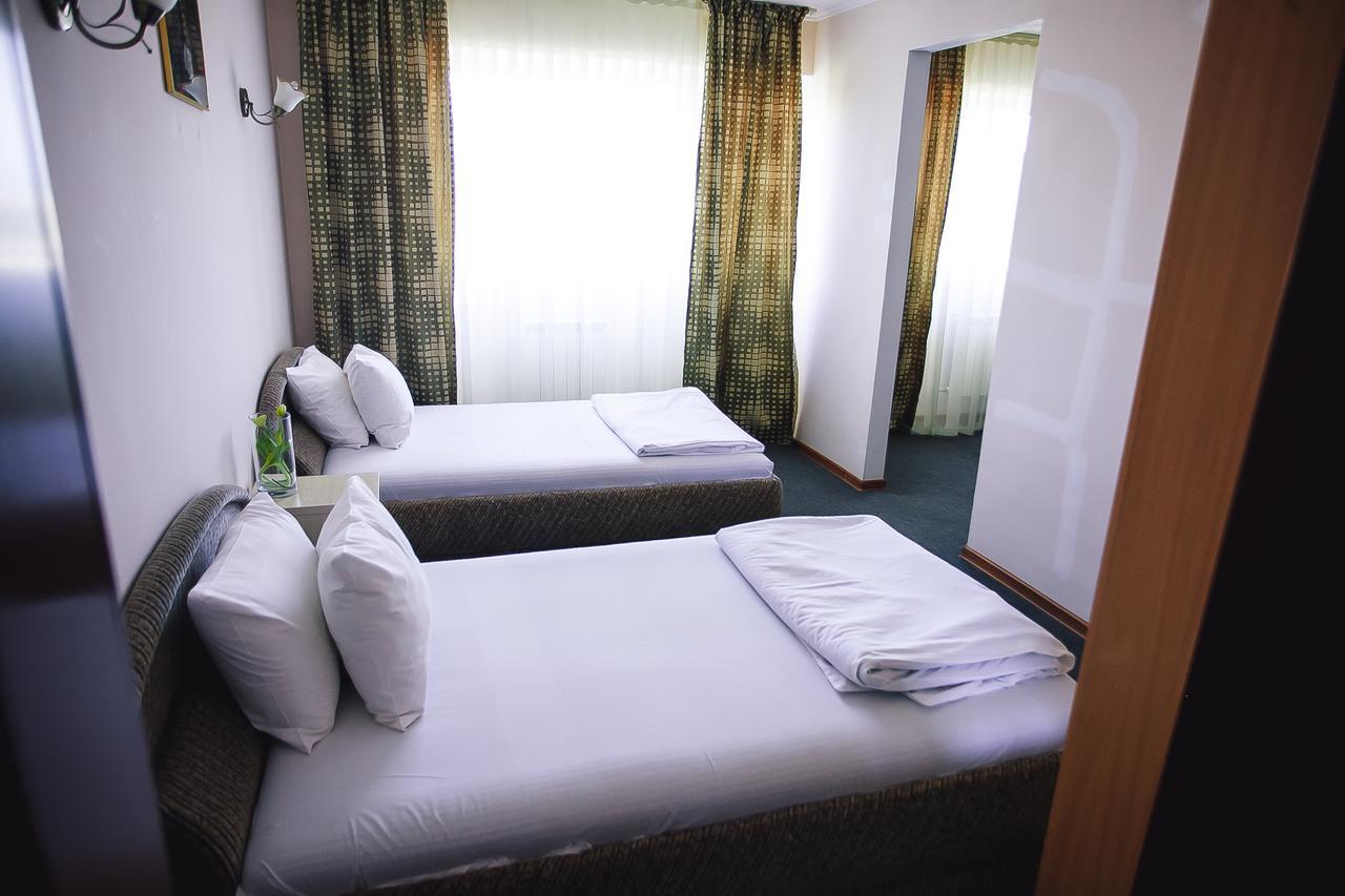 Aktau Hotel Eksteriør billede